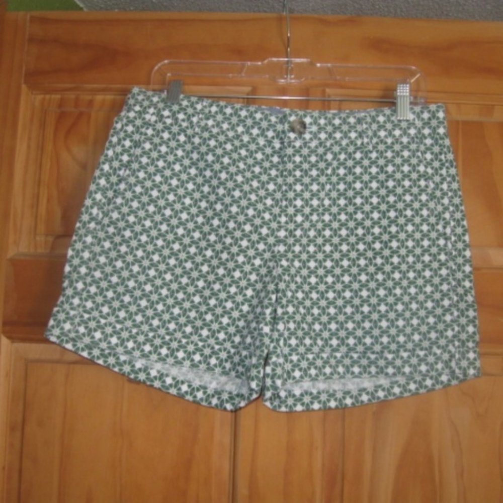 Banana Republic Green/White Shorts